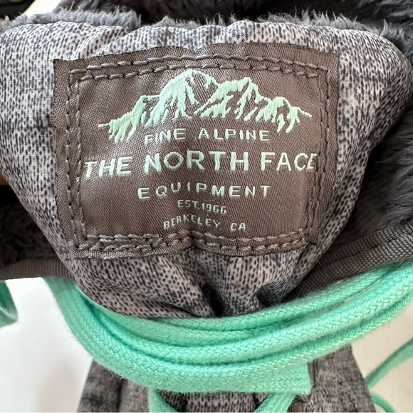 The North Face Puffer Thermoball Boots, Size: US 8 = 25 cm - Picture 10 of 14